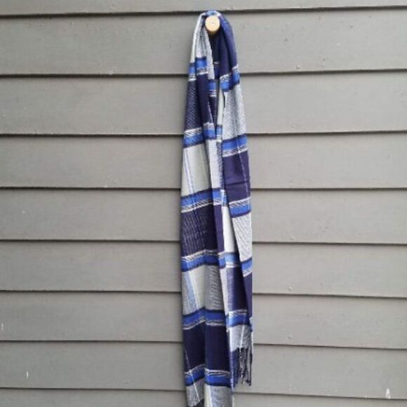 NEW 100% Cashmere Tartan Plaid Scarf made in Scottland - Picture 2 of 4